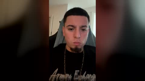 largedick1331 online show from June 14, 5:09 am