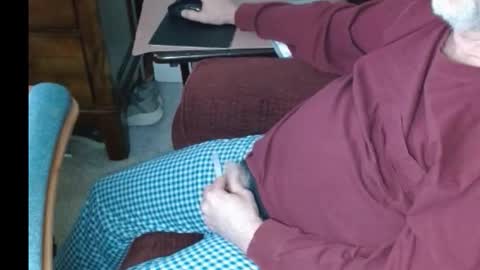 laststeven online show from November 27, 8:34 pm