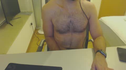 latexdave84 online show from December 29, 4:08 pm