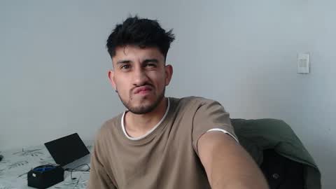 camilo online show from March 4, 5:53 am