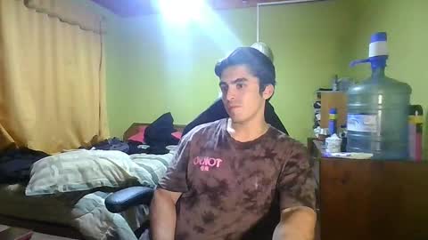 latinn_babe online show from March 31, 3:19 am