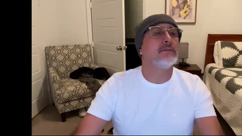 QS - INDEPENDENT MODEL online show from January 13, 5:12 am