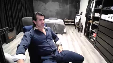 sam online show from March 6, 2:03 pm