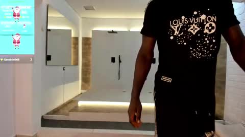 LEANDRO online show from December 14, 11:39 am