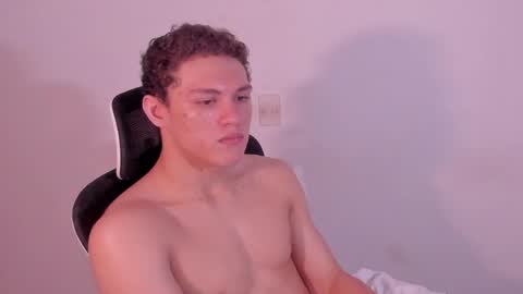 Laureent online show from March 29, 7:08 am