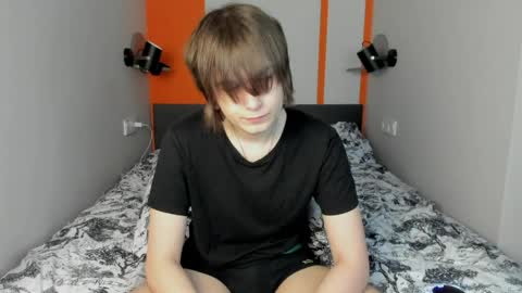 Alex online show from April 4, 4:53 am