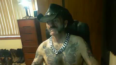 leathergreaser online show from March 4, 10:06 pm