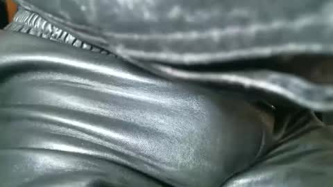 Leathermotocross online show from April 27, 4:03 pm