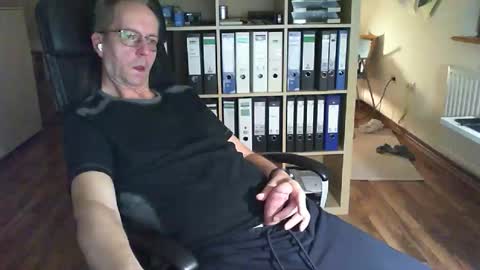 Dave online show from November 19, 11:04 pm