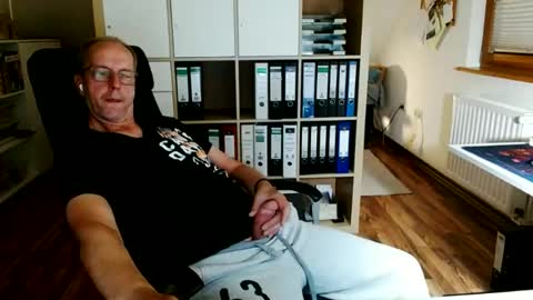 Dave online show from June 14, 1:03 am