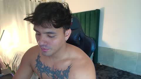  Lei  online show from November 23, 10:54 pm