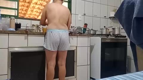 Pequeno Urso online show from October 30, 4:41 pm