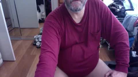Snapshot of lennyfife chatting on October 28, 9:39 pm Pussylicker online show from October 28, 9:39 pm