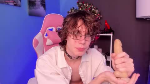 Leo online show from October 12, 3:17 pm