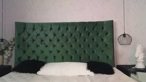 Snapshot of leo_delvey chatting on October 11, 1:09 am leo online show from October 11, 1:09 am