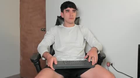 Leo Jones online show from March 3, 2:30 am