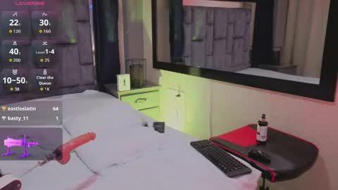 leomonnroe online show from April 16, 8:09 pm