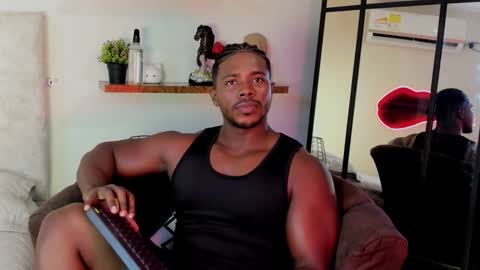 Leandro jones online show from February 10, 10:36 pm