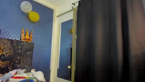 Len online show from February 23, 11:47 pm