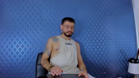 Len online show from December 27, 7:35 pm