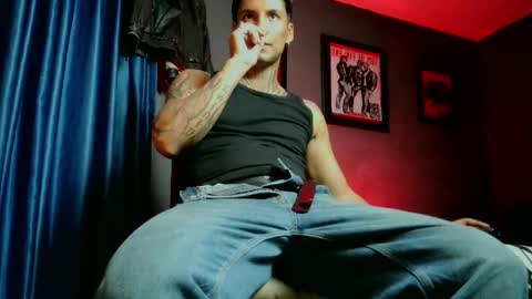 Lenardo jaramillo online show from June 7, 3:35 am