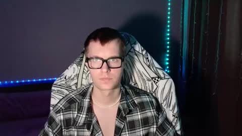 Leon online show from January 15, 9:02 am