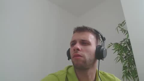 leozinhohd online show from November 11, 7:08 pm