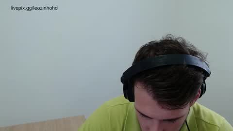 leozinhohd online show from March 9, 7:52 pm