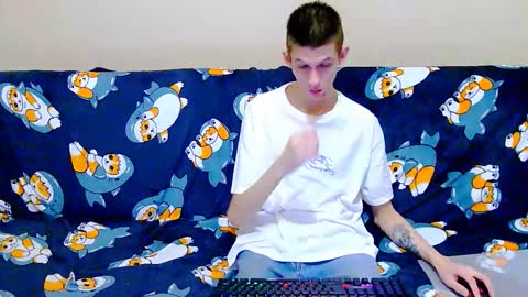 lester_broo online show from November 26, 9:29 pm