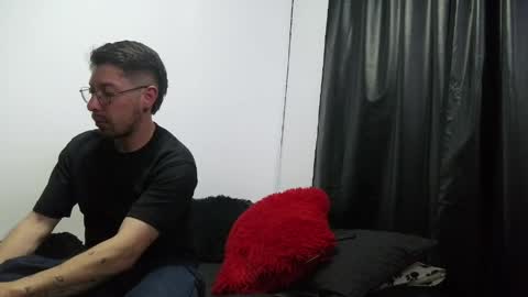 Torres online show from April 13, 2:23 am