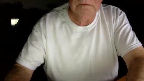 letscum2gether0 online show from January 9, 2:33 am