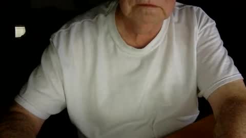 letscum2gether0 online show from January 28, 12:57 am