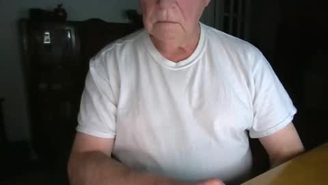 letscum2gether0 online show from February 2, 3:27 am