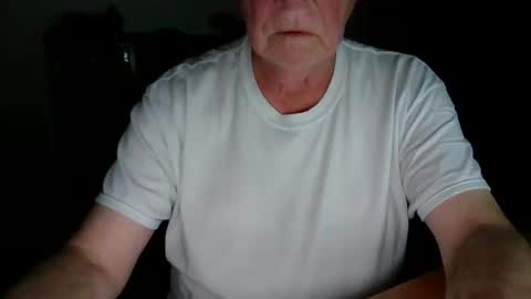 letscum2gether0 online show from March 9, 12:37 am