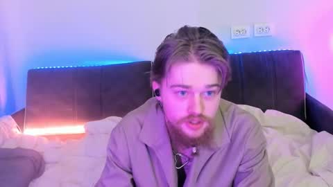 lev_miller online show from March 9, 2:27 am