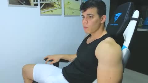 levelingg online show from February 8, 2:58 am