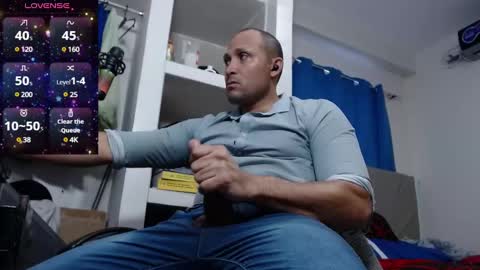 Snapshot of lewislamxxx chatting on January 9, 7:08 pm Lewis online show from January 9, 7:08 pm