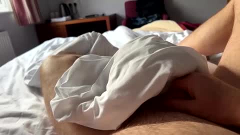 Snapshot of leyton66 chatting on October 1, 6:39 am leyton66 online show from October 1, 6:39 am