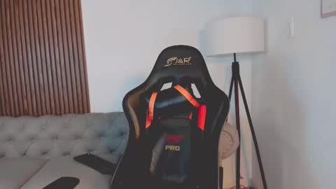 Liam Collins online show from October 17, 11:58 am