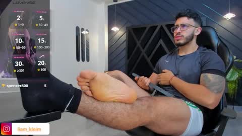 LIAM KLEIN online show from October 28, 11:45 am