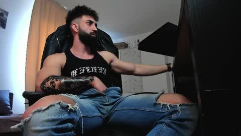 Liam online show from April 11, 7:45 am