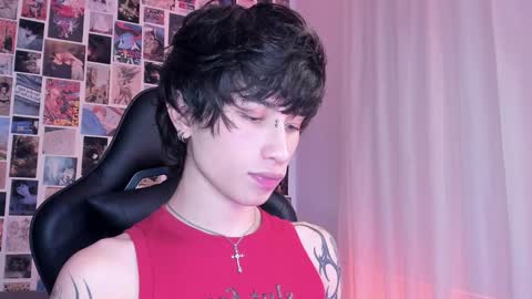 Snapshot of liamelf chatting on January 5, 6:13 am Liam online show from January 5, 6:13 am