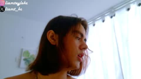 Tell me Liam online show from December 6, 7:34 pm