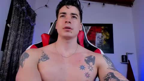 liamwyatt_ online show from February 25, 3:52 am