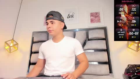 lianfox_ online show from April 14, 12:27 pm