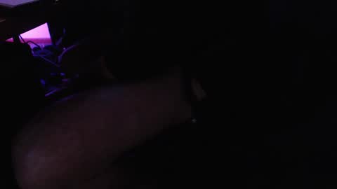 Snapshot of lickerxx46 chatting on December 15, 1:00 pm lickerxx46 online show from December 15, 1:00 pm