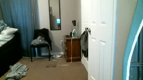 Lee online show from January 25, 9:25 pm