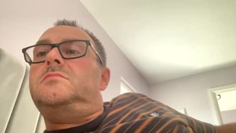 lills16 online show from July 25, 4:04 pm