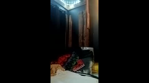 limelight1975 online show from February 15, 5:46 am