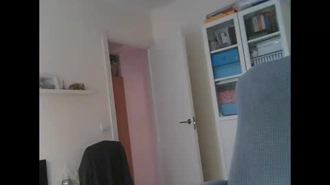 liongr69 online show from December 1, 3:04 pm